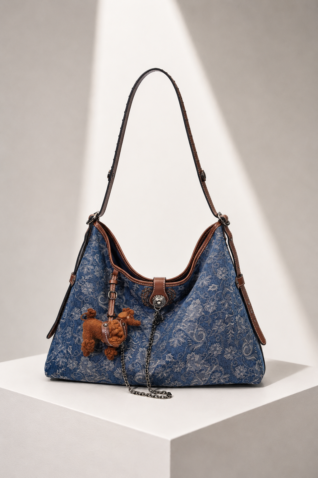 Hareloom Carryall - Cocoa Blue